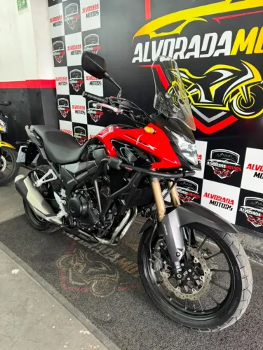 CB 500X 2023 9.500 km. Emplacada e à pronta entrega