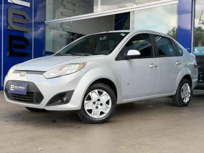 Ford Fiesta 1.6 16V Flex Aut. 5P 2014