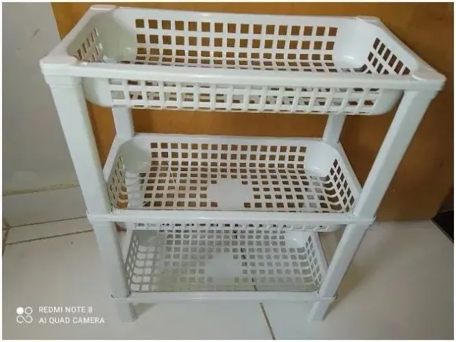 PRATELEIRA DE ARMAZENAMENTO DE COZINHA