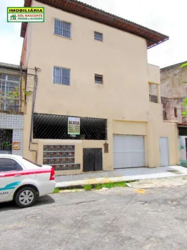 Apartamento com 2 dormitórios para alugar, 40 m² por R$ 957,99/mês - Benfica - Fortaleza/C
