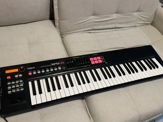 Teclado Roland XPS 10