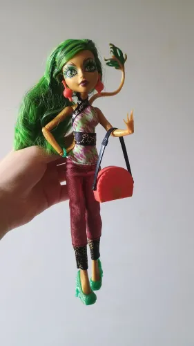 MONSTER HIGH - Jinafire Long (Newscaremaster)