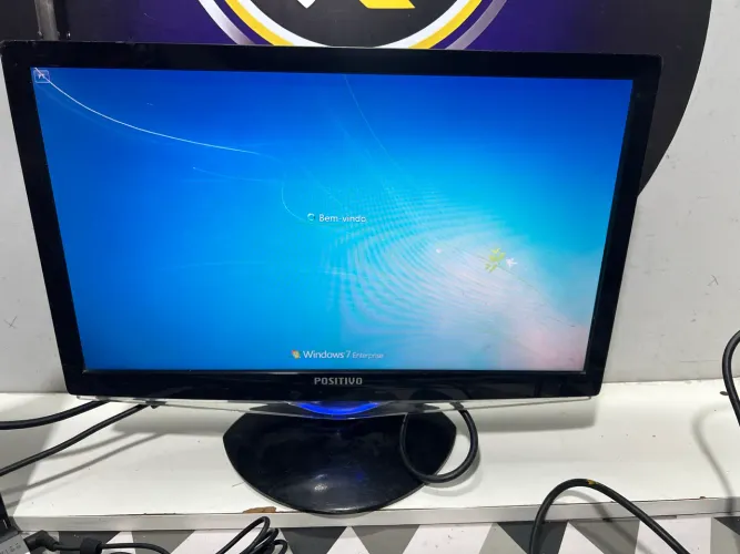 Monitor de 18,5 Polegadas entrego