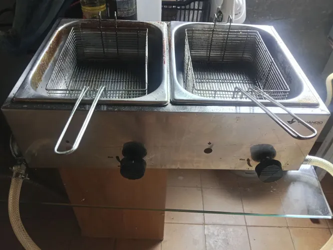 Fritadeira a gás 10L