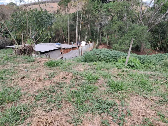 Excelente terreno com 1.560 MTS em Bananal-Bairro Laranjeiras
