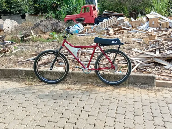 bicicleta montadinha