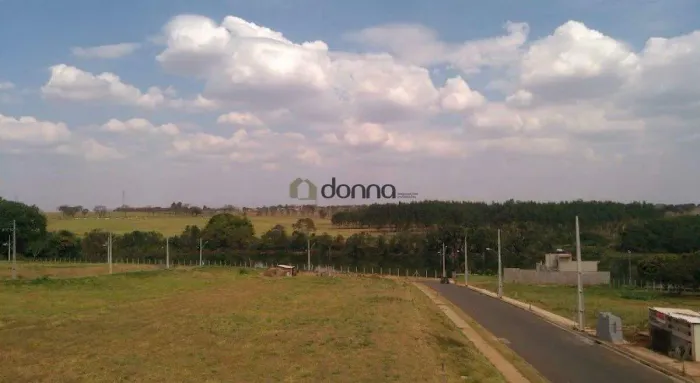 Lote de 450m² no Condomínio Jockey Park - Excelente Localização e Segurança