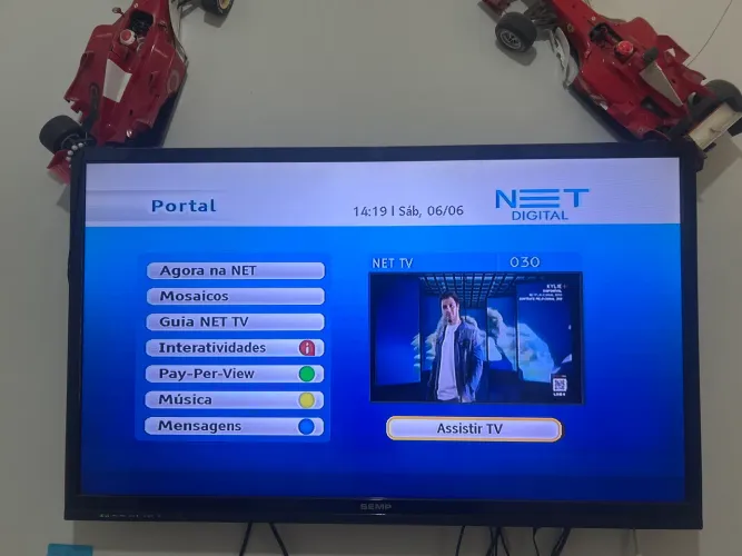 Televisão semp toshiba