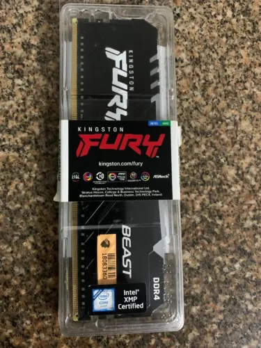 memoria ram 16GB kingston fury 3200Mhz
