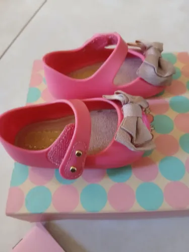 Mini Melissas