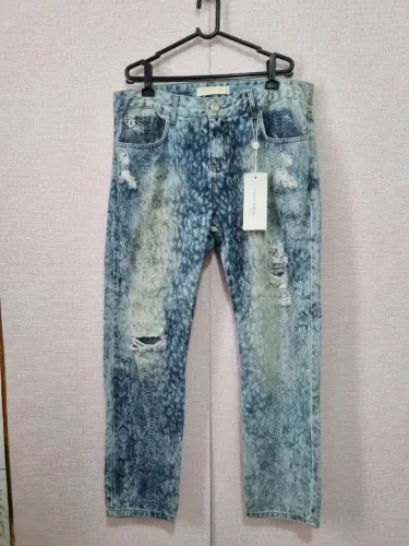 calça jeans carmen steffens destroyed