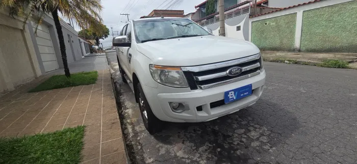 Ford Ranger XLT 2.5 16V 4X2 CD Flex 2014