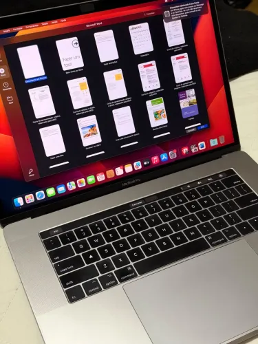 MacBook