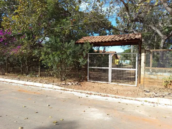 OPRTUNIDADE! MARAVILHOSO SITIO EM PARAOPEBA-MG COM 2.000 METROS, CASA E LAZER
