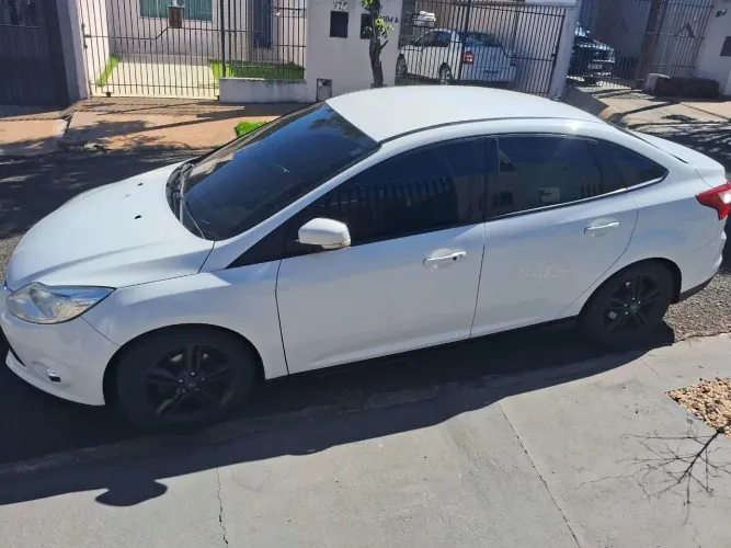 Ford Focus Sedan 2.0 16v/2.0 16V Flex 4P Aut. 2014