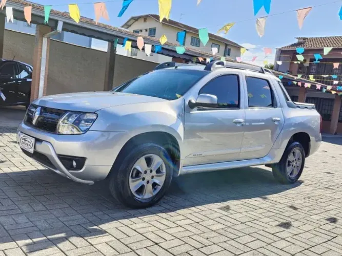 Renault Duster Oroch Dyna. 2.0 Hi-flex 16V Aut. 2017