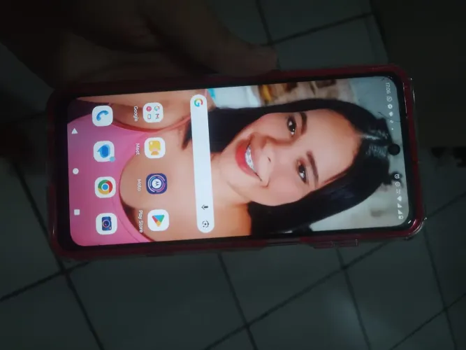Vendo um moto g73 