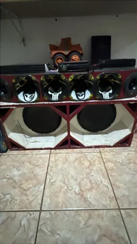 Vende-se um som completo
