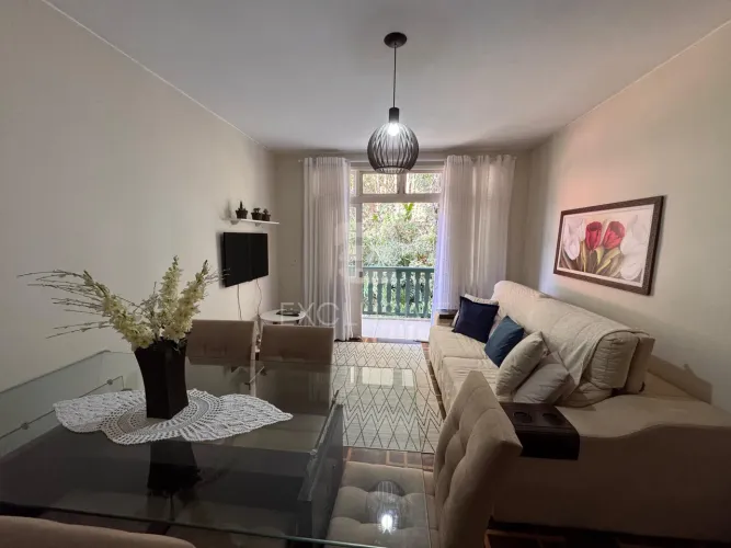 Apartamento com 2 dormitórios à venda, 61 m² por R$ 380.000 - Centro