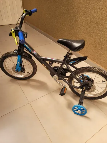 Bicicleta Infantil Aro 16 Btwin Preta