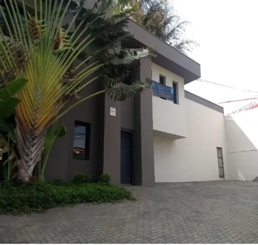 Casa Comercial para locação no bairro Nova Campinas, em Campinas/SP.