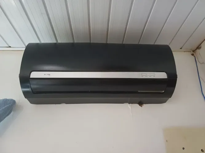 Evaporadora de 9000 btus splint midea convencional