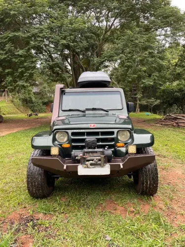 Troller T-4 4X4 2.8 TB Int. Cap. Rígida Diesel 2004