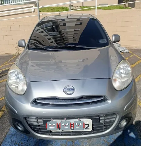 Nissan March SV 1.6 16V Flex Fuel 2013
