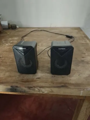 Caixinha de Som Pc KAPBOM Com Led