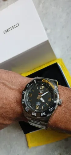 Relógio Seiko 5 Sports 4R35