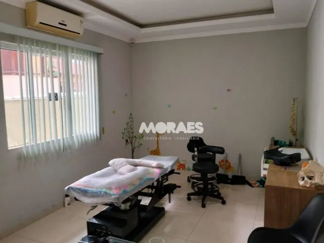 Casa para alugar, 380 m² por R$ 9.000,00/mês - Vila Guedes de Azevedo - Bauru/SP