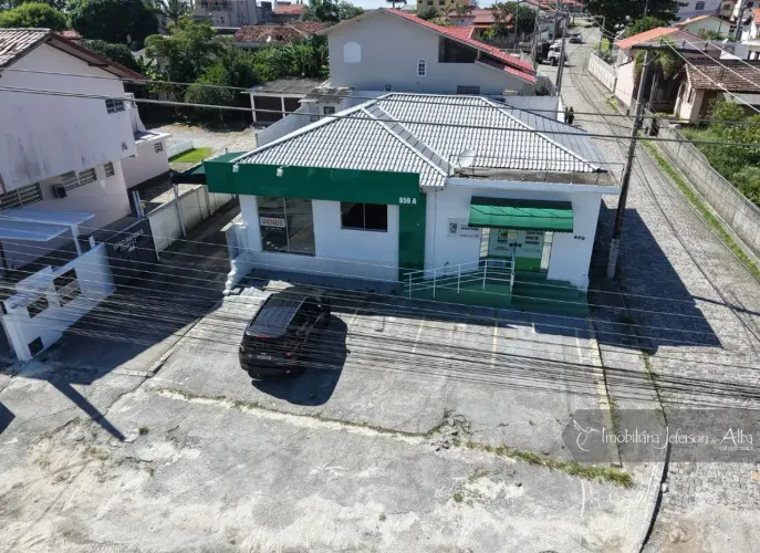 Imóvel para venda próximo ao Hospital São Camilo no bairro Paes Leme em Imbituba - SC