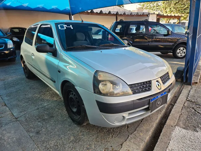 Renault Clio Authentique 1.0 8V 3P 2004