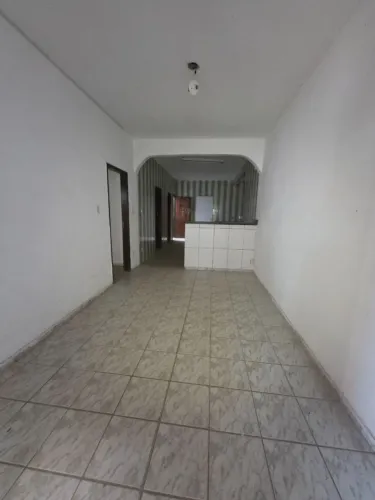 Casa (Térreo), com 2 quartos e 2 banheiros à Venda, 160 m² em Ilhéus/BA