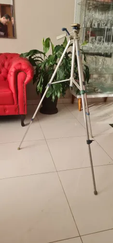 Tripé Profissional Para Celular Câmera ou Filmadora 120 cm Alumínio