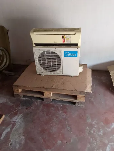 SPLIT MIDEA 12 MIL BTUS 