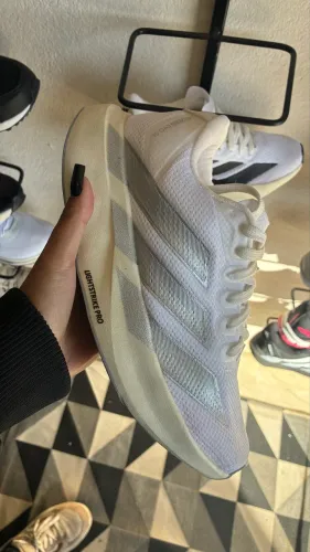 Tênis Adizero