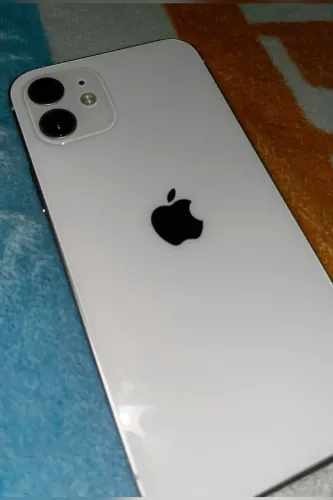 iPhone 12 branco