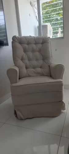 Poltrona de amamentação 