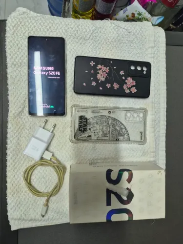 Celular Galaxy S20 FE
