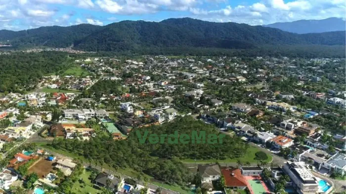 Terreno a venda no Acapulco, condomínio em Guarujá