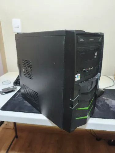 Computador usado em ótimo estado 