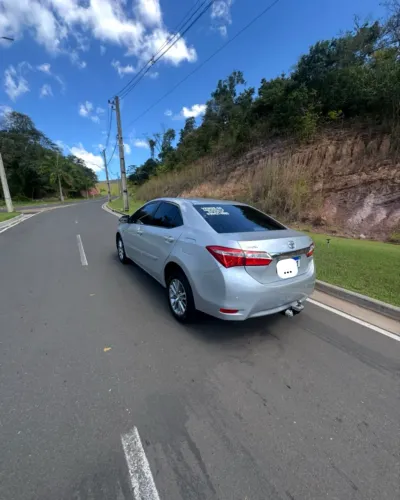 Toyota Corolla GLI 1.8 Flex 16V Aut. 2016