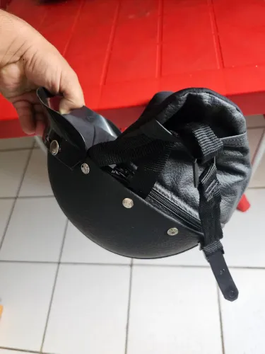 CAPACETE COURO COQUINHO