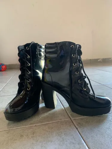 Bota feminina