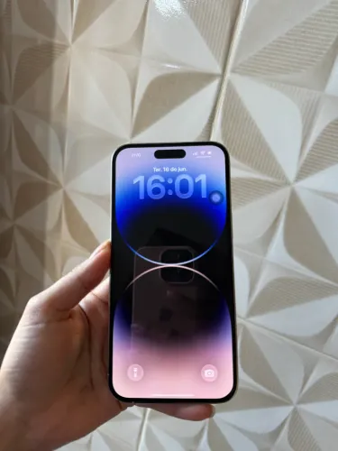Vendo iPhone de ótima qualidade, novo e com procedência