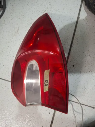 lanterna ford ka( lado direito) ano 14/18 ( original )
