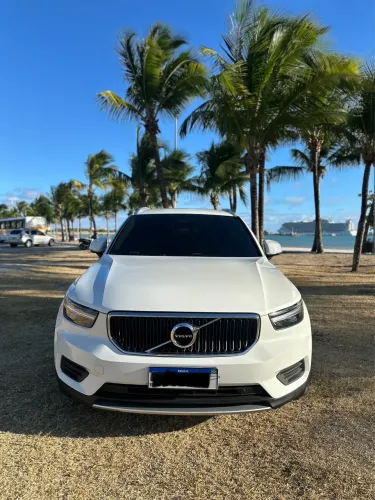 Volvo XC40 T-5 Momentum 2.0 252cv AWD 2019