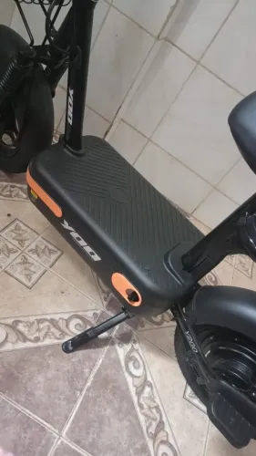 Vendo bicicleta elétrica semi nova,com 5 meses de uso,valor de 3.800