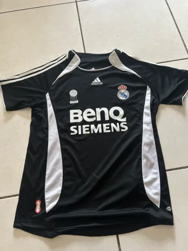 Camisa retrô Real Madrid 2006-2007